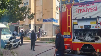 Motosiklet tamirhanesindeki yangın korkuttu