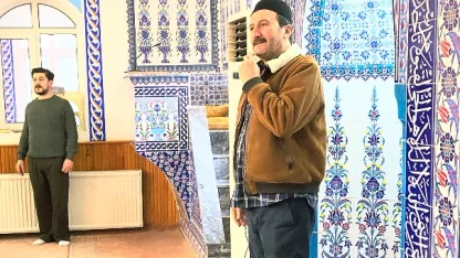 Müezzin "Kâbe’de Hacılar" ilahisini okudu, öğrenciler eşlik etti