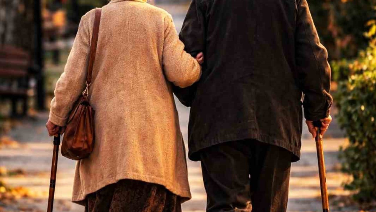 Muğla’lı kadınlar erkeklerden daha uzun yaşıyor