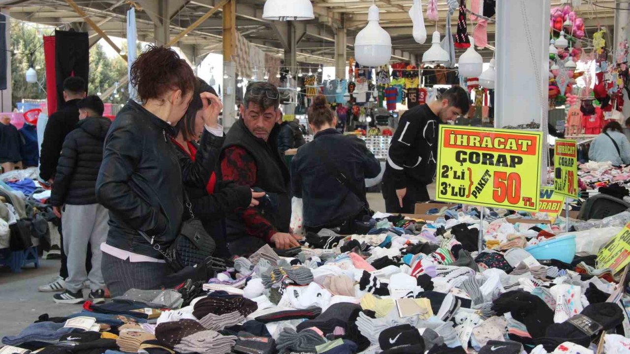 Muğlaspor yararına düzenlenen panayıra vatandaşlar ilgi gösterdi