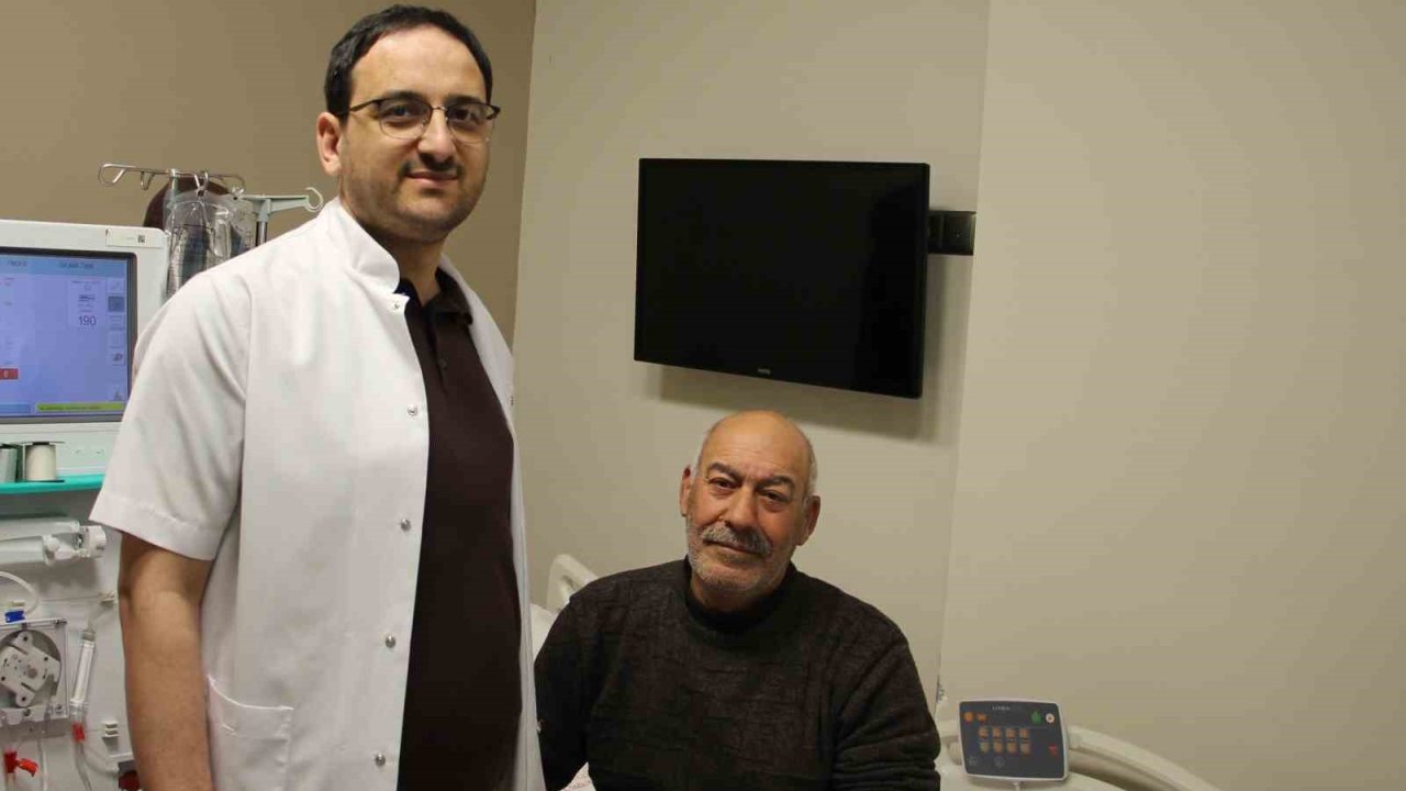 Nefroloji Uzmanı Genç: "Böbrek rahatsızlıkları, önlem alınmadığında hayati risk taşır"