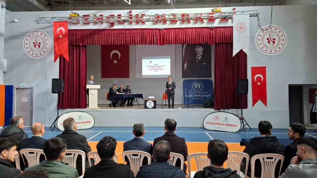 Öğrenci yurtları arası Kur’an-ı kerim ve ezanı güzel okuma yarışması düzenlendi