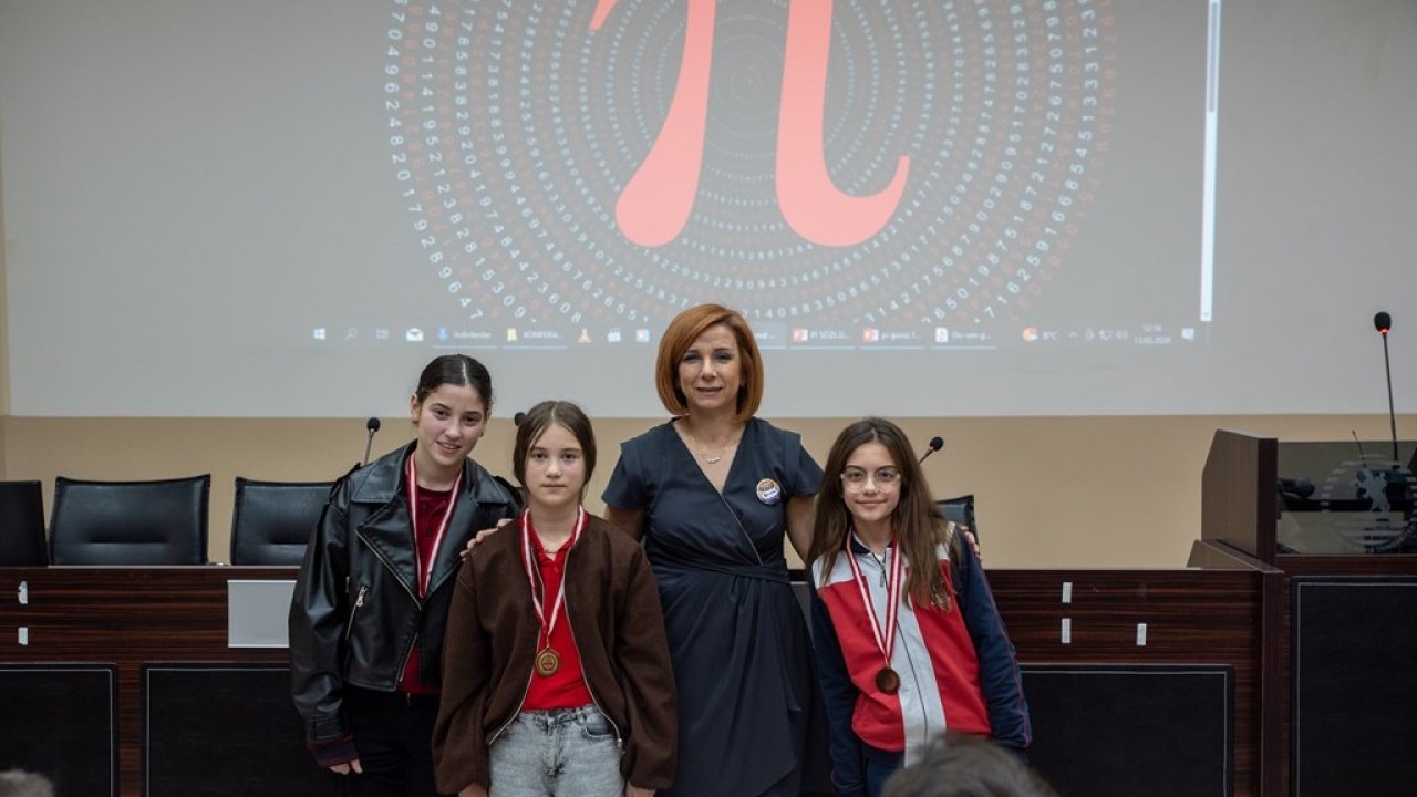 OMÜ’de 14 Mart Dünya Pi Günü kutlandı