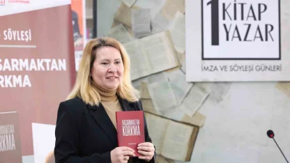 Osmangazi Belediyesi sevilen yazarları okurlarıyla buluşturuyor