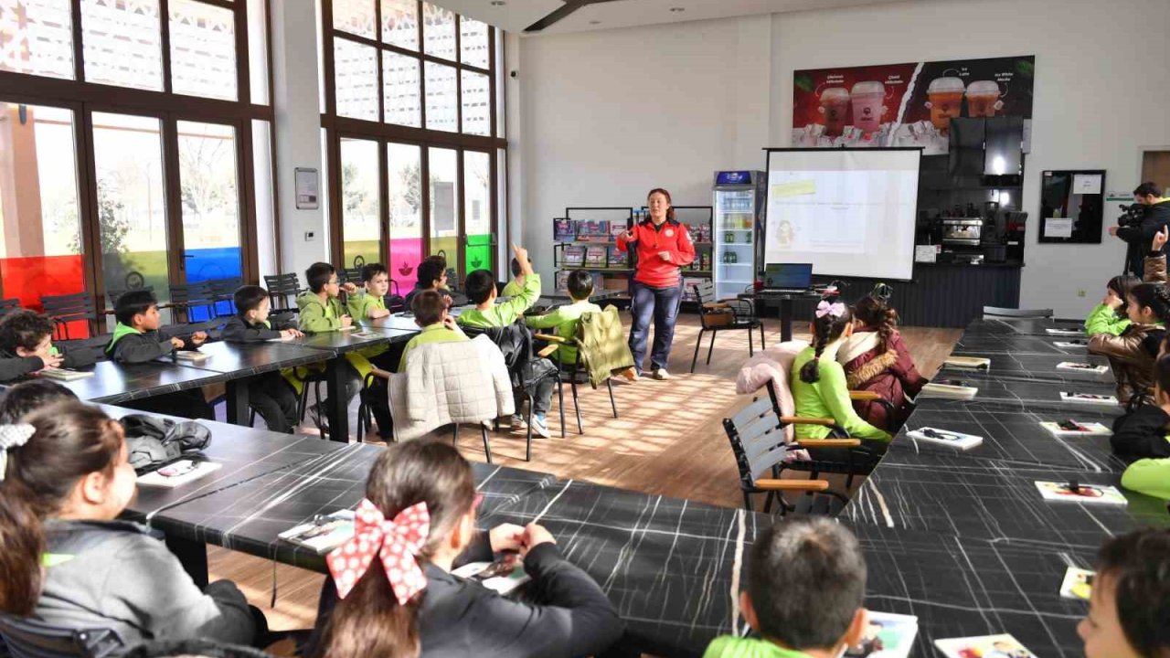 Osmangazi Belediyesi’nden çocuklara afet farkındalık eğitimi