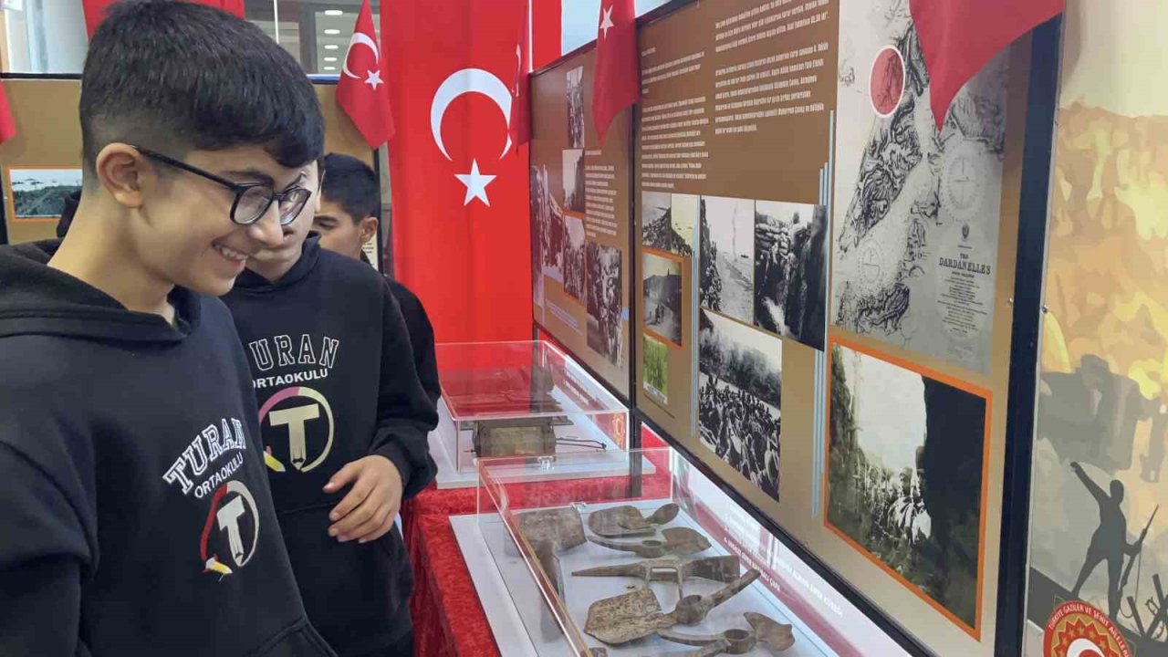 Osmaniye’de Çanakkale Savaş Objeleri ve Fotoğrafları Sergisi açıldı