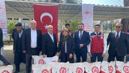 Osmaniye’de çiftçiye ayçiçeği tohumu desteği