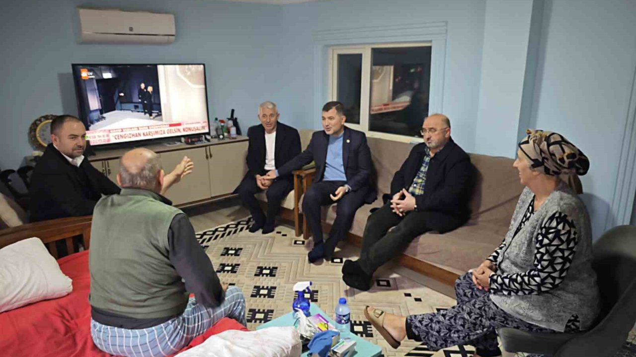 Öztürk’ten hastalara moral ve destek