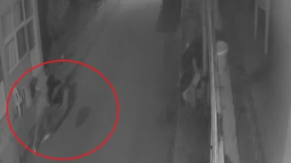 Park halindeki motosikleti çaldılar