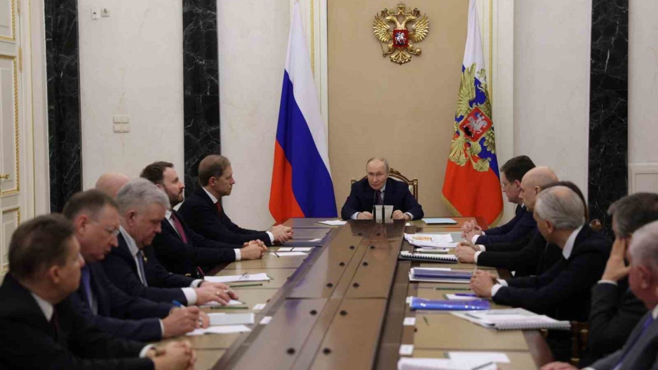 Putin: "Rusya, petrol ve doğal gaz tedariki konusunda Avrupalılarla çalışmaya hazır"