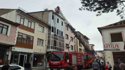 Refahiye’de tarihi lokantada baca yangını paniğe neden oldu