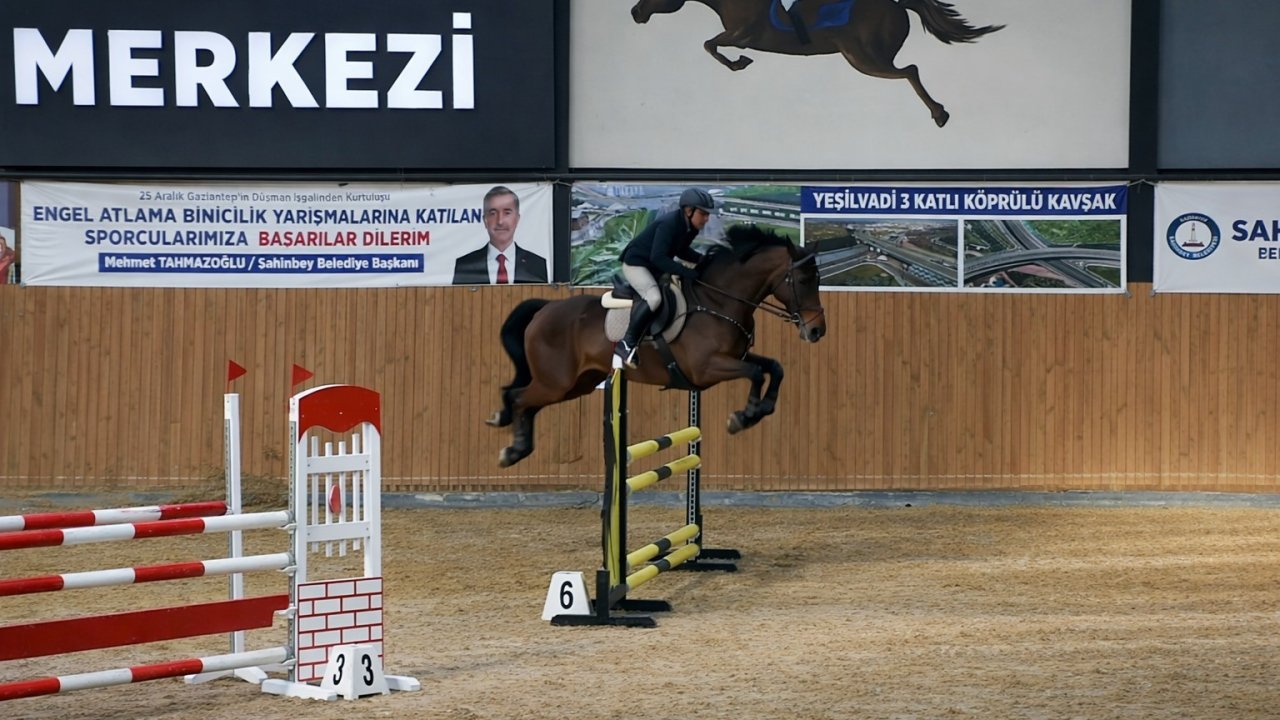 Şahinbey’de engel atlama heyecanı