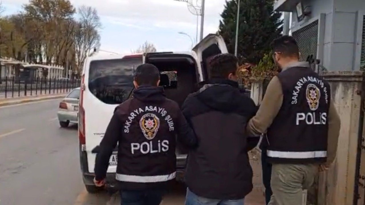 Sakarya emniyeti bir ayda aranan 325 şahsı yakaladı