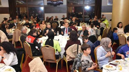 Salihli İlçe Emniyet, şehit aileleri ve gazileri iftar sofrasında ağırladı