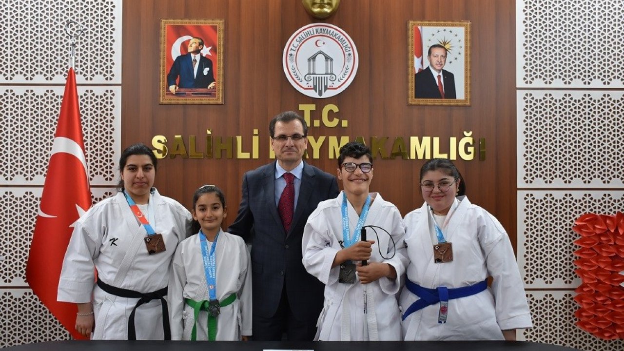 Salihli’nin karate yıldızları Türkiye dereceleriyle gururlandırdı