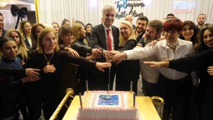 Samsun’da sağlık çalışanları Tıp Bayramı’nı kutladı ardından iftarda buluştu