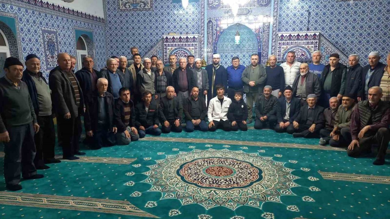 Sarıcakaya Müftüsü Altunbaş, Kapıkaya Mahallesi sakinleriyle iftarda buluştu