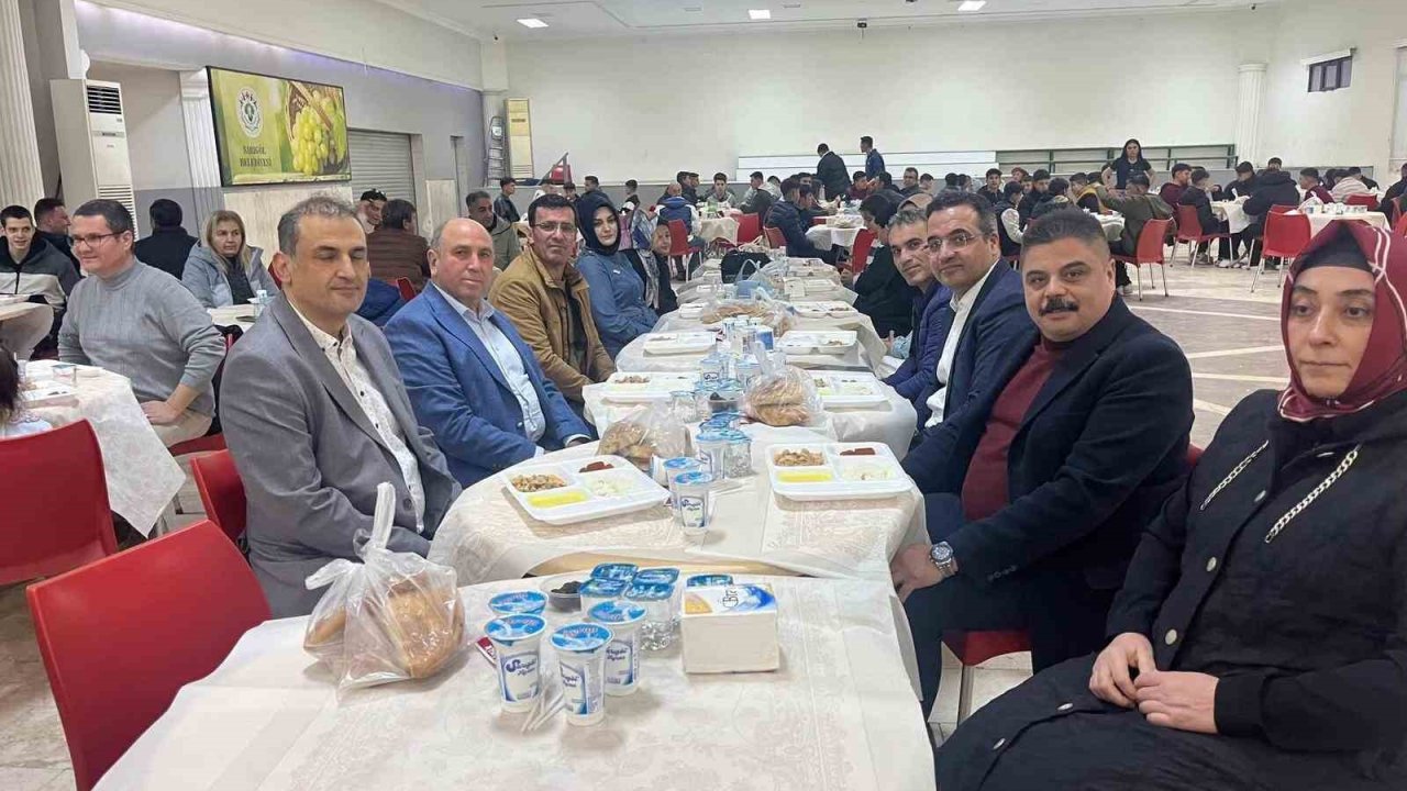 Sarıgöl Mesleki Eğitim Merkezi’nden birlik sofrası