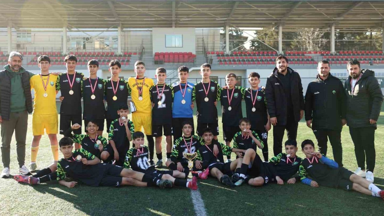 Şehitkamil’in Genç Kramponları Gaziantep’i Türkiye Şampiyonası’nda temsil edecek