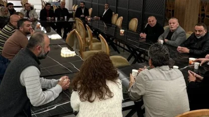 Sendikalar iftarda buluştu