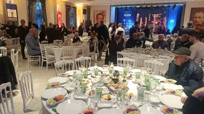 Spor camiası ve ünlü isimler Darülaceze sakinleriyle iftarda buluştu