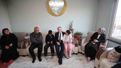 Tahmazoğlu, evlere misafir oluyor