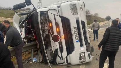 Tekirdağ’da feci kaza: Tır şoförü hayatını kaybetti