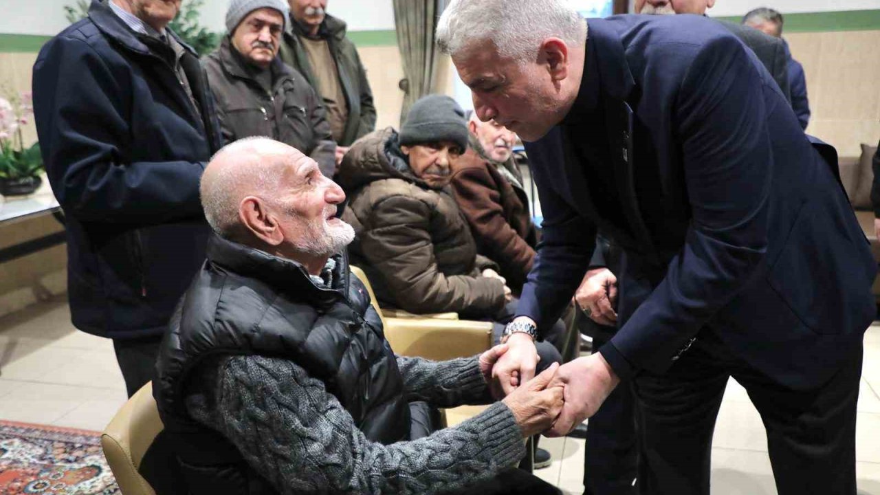 Ticaret Bakanı Bolat, Darülaceze’yi ziyaret etti