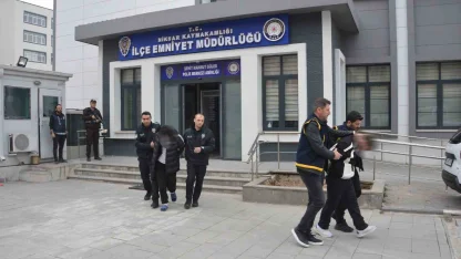 Tokat’ta evden hırsızlık yapan 2 şüpheli yakalandı