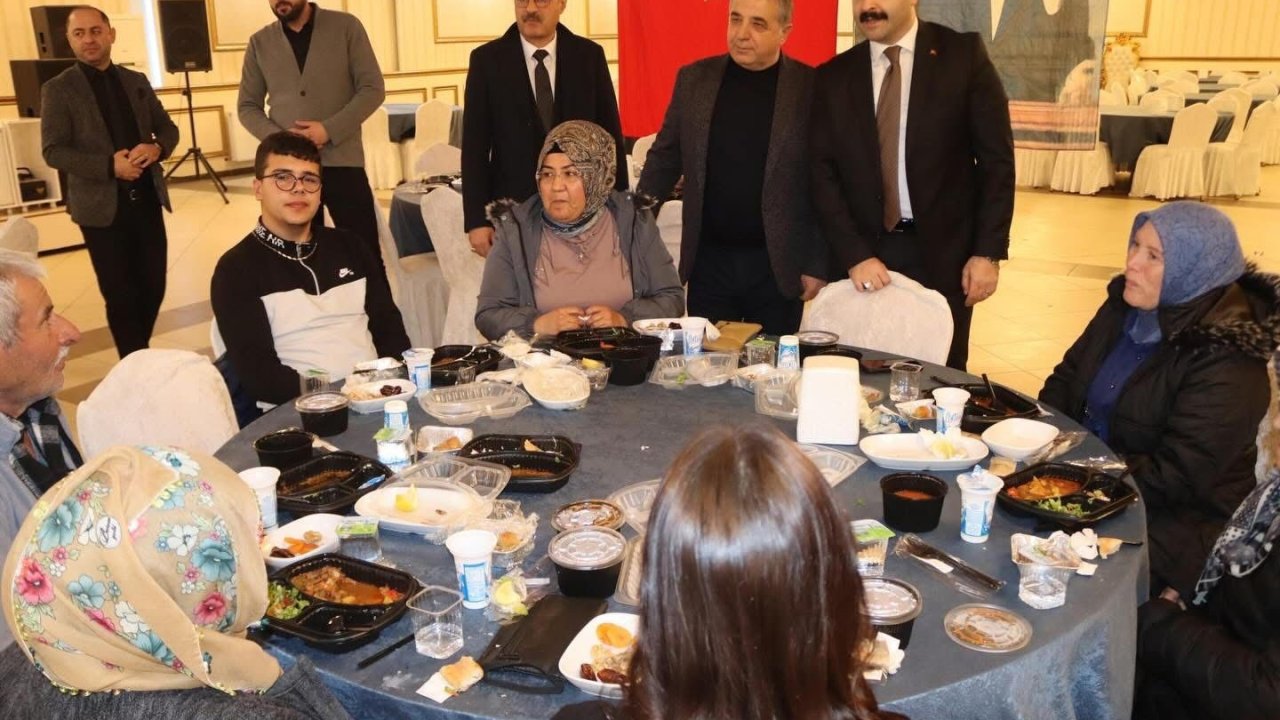 Tomarza’da Dünya Yetimler Günü’nde anlamlı iftar