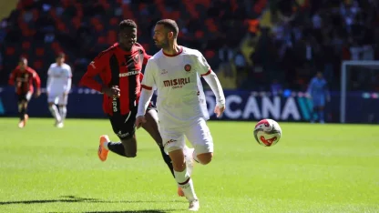 Trendyol Süper Lig: Gaziantep FK: 0 - Fatih Karagümrük: 0 (İlk yarı)