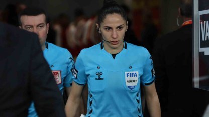 Trendyol Süper Lig: Göztepe: 1 - Alanyaspor: 1 (İlk yarı)