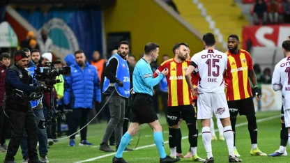 Trendyol Süper Lig: Kayserispor: 0 - Trabzonspor: 1 (Maç devam ediyor)