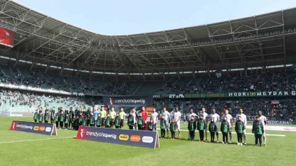 Trendyol Süper Lig: Kocaelispor: 0 - Konyaspor: 0 (Maç devam ediyor)