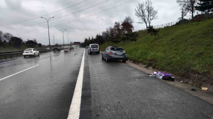 Tuzla’da takla atan otomobile başka bir araç çarptı: 2’si çocuk 7 kişi yaralandı