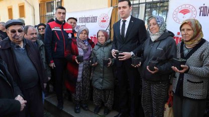 Üreticilere ücretsiz fidan dağıtımı yapıldı