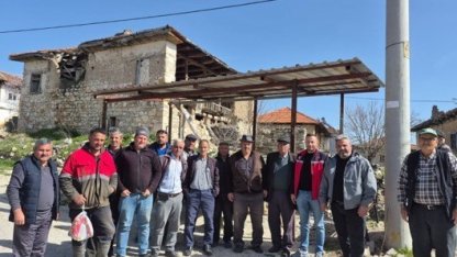 Uşak Tarım ve Orman Müdürlüğü ekipleri üreticilerle bir araya geldi