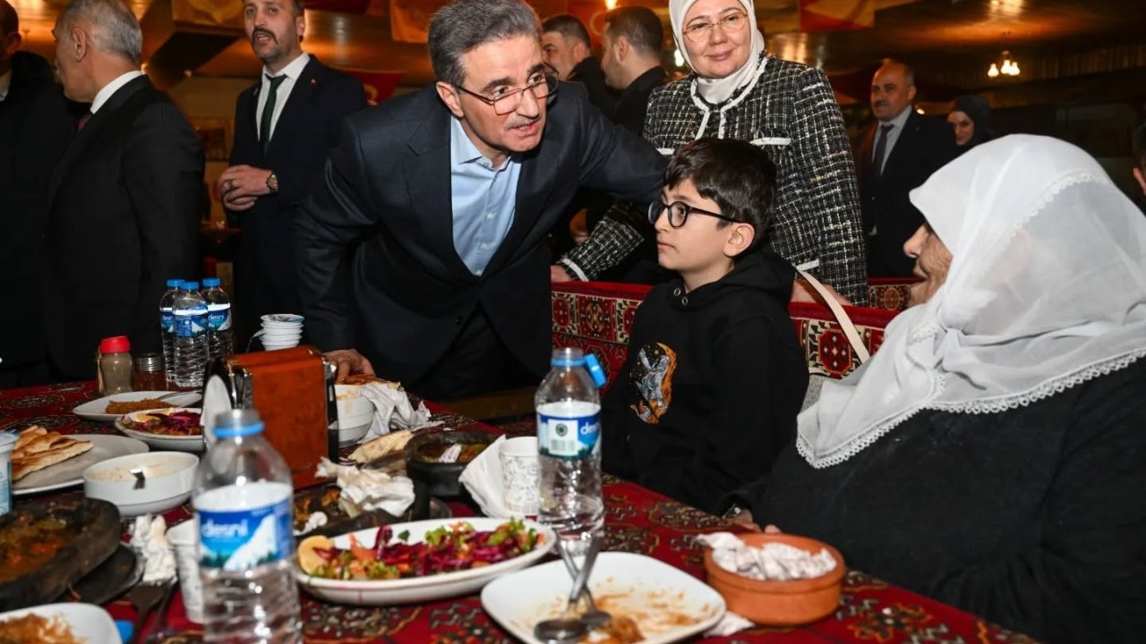 Vali Baruş, EMŞAV ile iftar yaptı