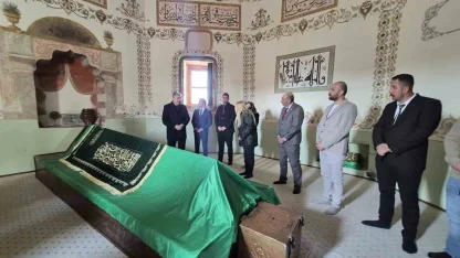 Vali Erdinç Yılmaz Seyitgazi’de tarihi mekanları yerinde inceledi