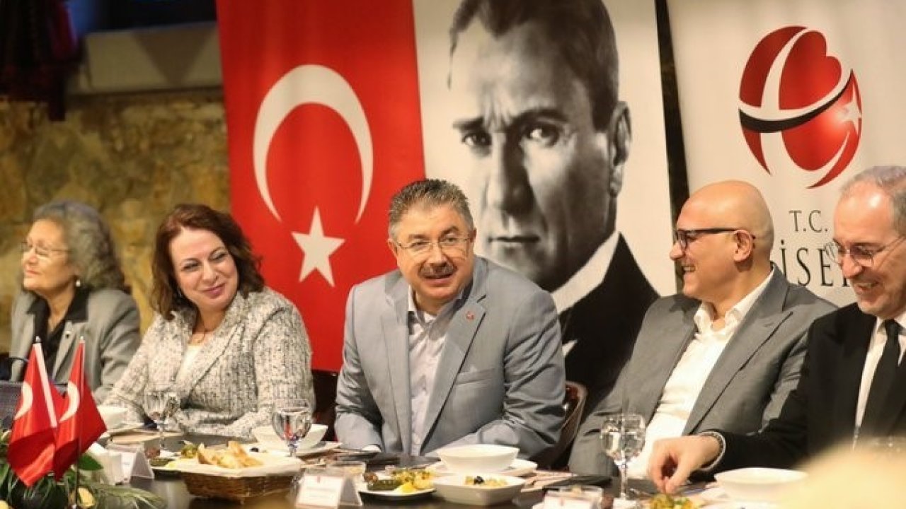 Vali Yılmaz, iftarda mülki idare amirleriyle buluştu