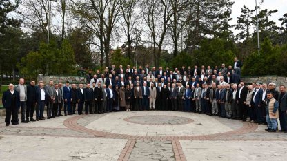 Vezirköprü’de protokol vatandaşla bayramlaştı