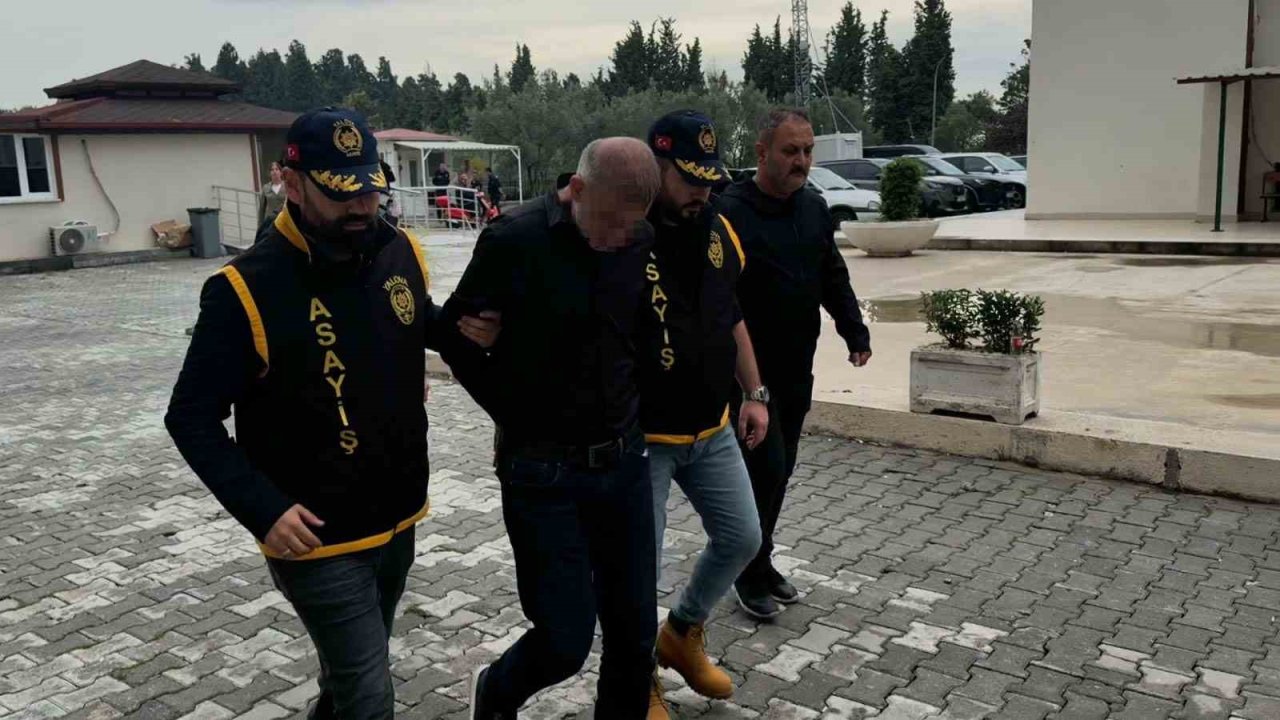 Yalova’da eşini sokak ortasında öldüren zanlı hakim karşısında