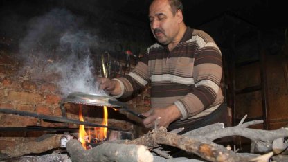 Yarım asırlık kalay ustası ‘çırak’ sıkıntısına dikkat çekti