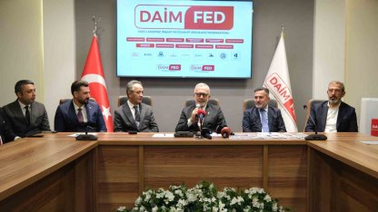 Yenişehirlioğlu: "Sırtlanların savaştığı bir dönemdeyiz"