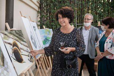 İzmir' i konu alan karikatür sergisi açıldı