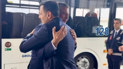 Özgür Özel İstanbul’da: Karşılayan isim Özgür Çelik oldu