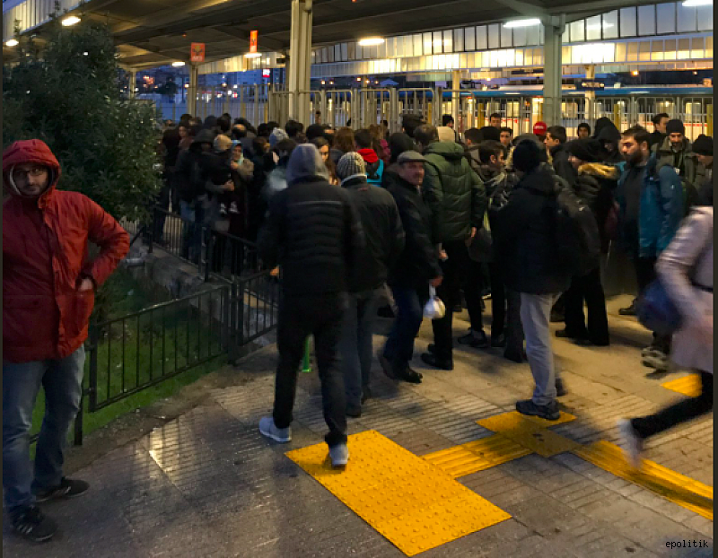 Bugün yeni İZBAN'ın ilk günü, işte vaziyetler 1