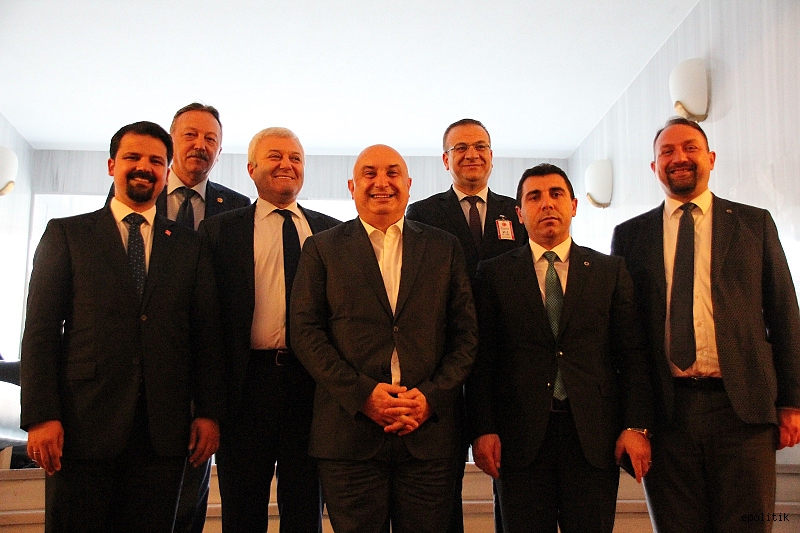 Genç Başkan Hızlı Başladı: Konak'tan Ankara Çıkarması 4
