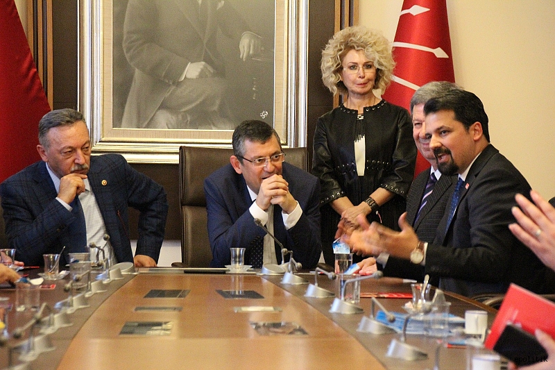 Genç Başkan Hızlı Başladı: Konak'tan Ankara Çıkarması 6