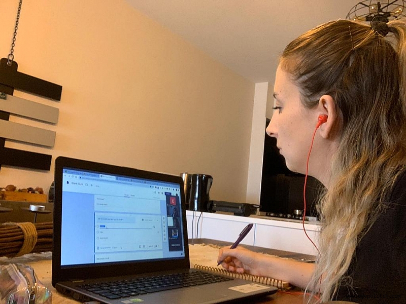 Bayraklı’da öğretmenlere ‘online ders’ eğitimi 1